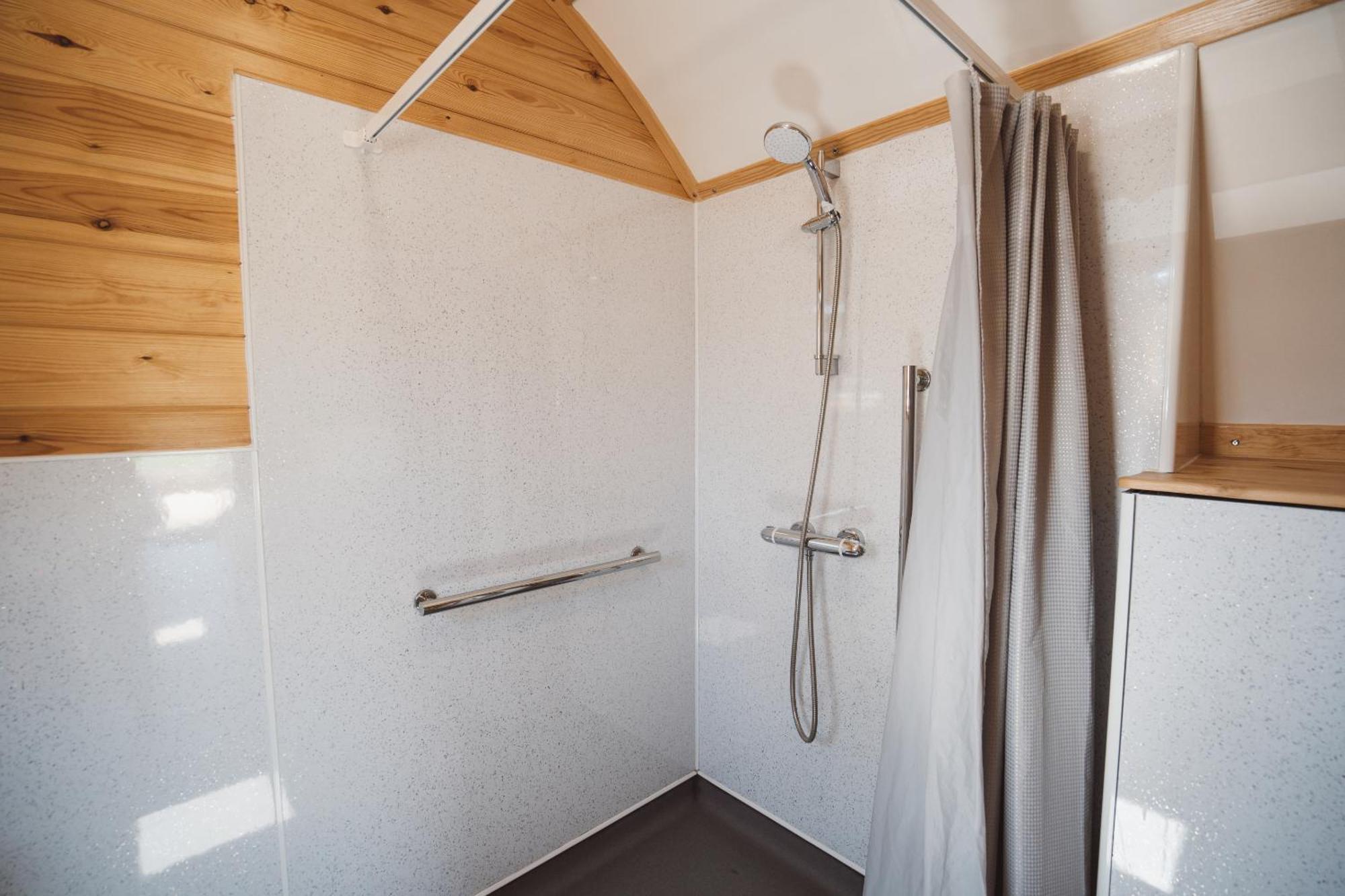 Sedgewell Barn By Wigwam Holidays นอร์ทอัลเลอร์ทัน ห้อง รูปภาพ
