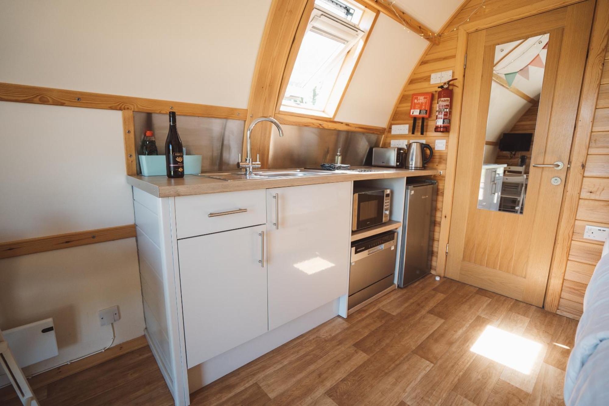 Sedgewell Barn By Wigwam Holidays นอร์ทอัลเลอร์ทัน ห้อง รูปภาพ