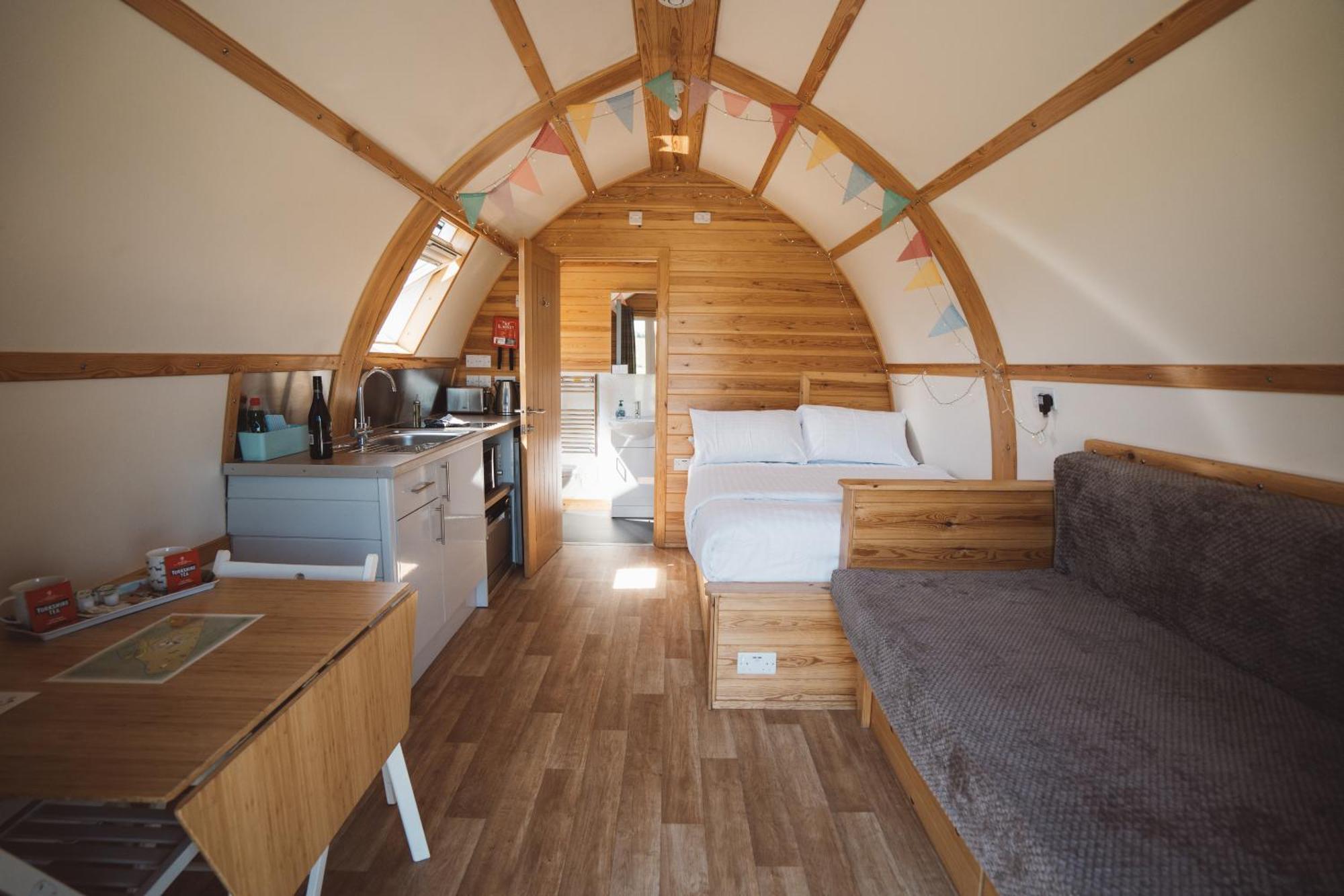 Sedgewell Barn By Wigwam Holidays นอร์ทอัลเลอร์ทัน ภายนอก รูปภาพ